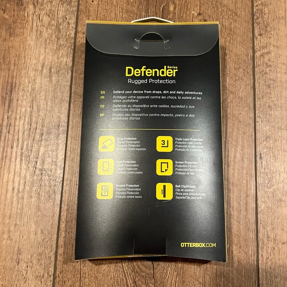 NIB OtterBox Defender Phone Case for iPhone 7 Plus